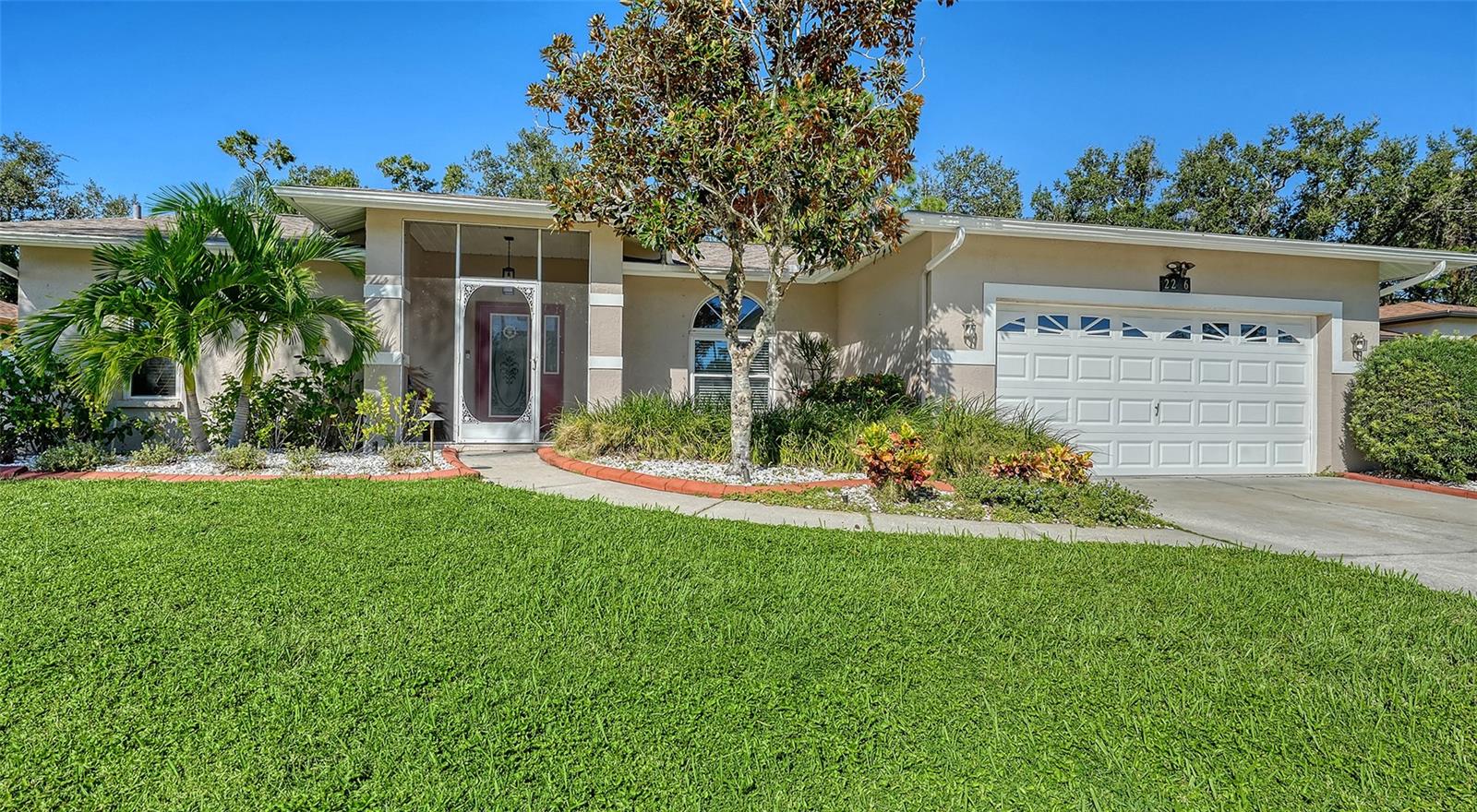COLONIAL OAKS - Residential Lease
