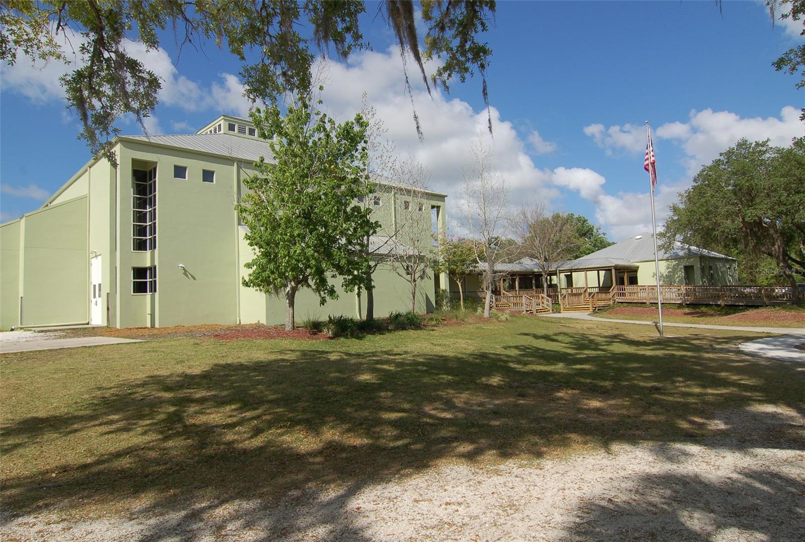 COLONIAL OAKS - Residential Lease