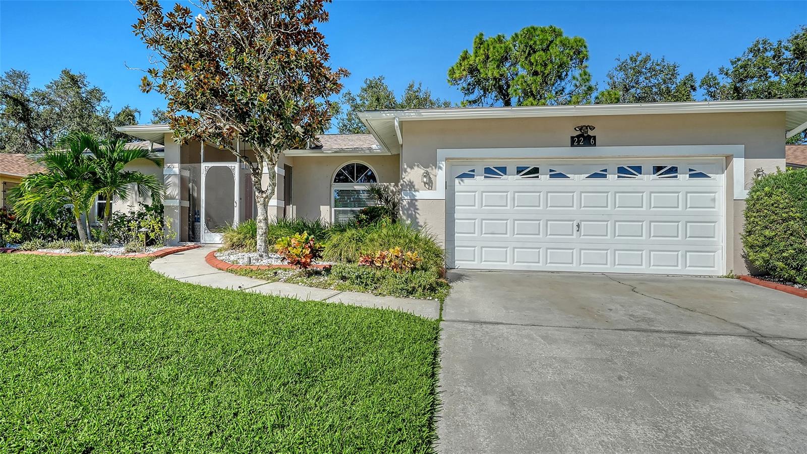 COLONIAL OAKS - Residential Lease
