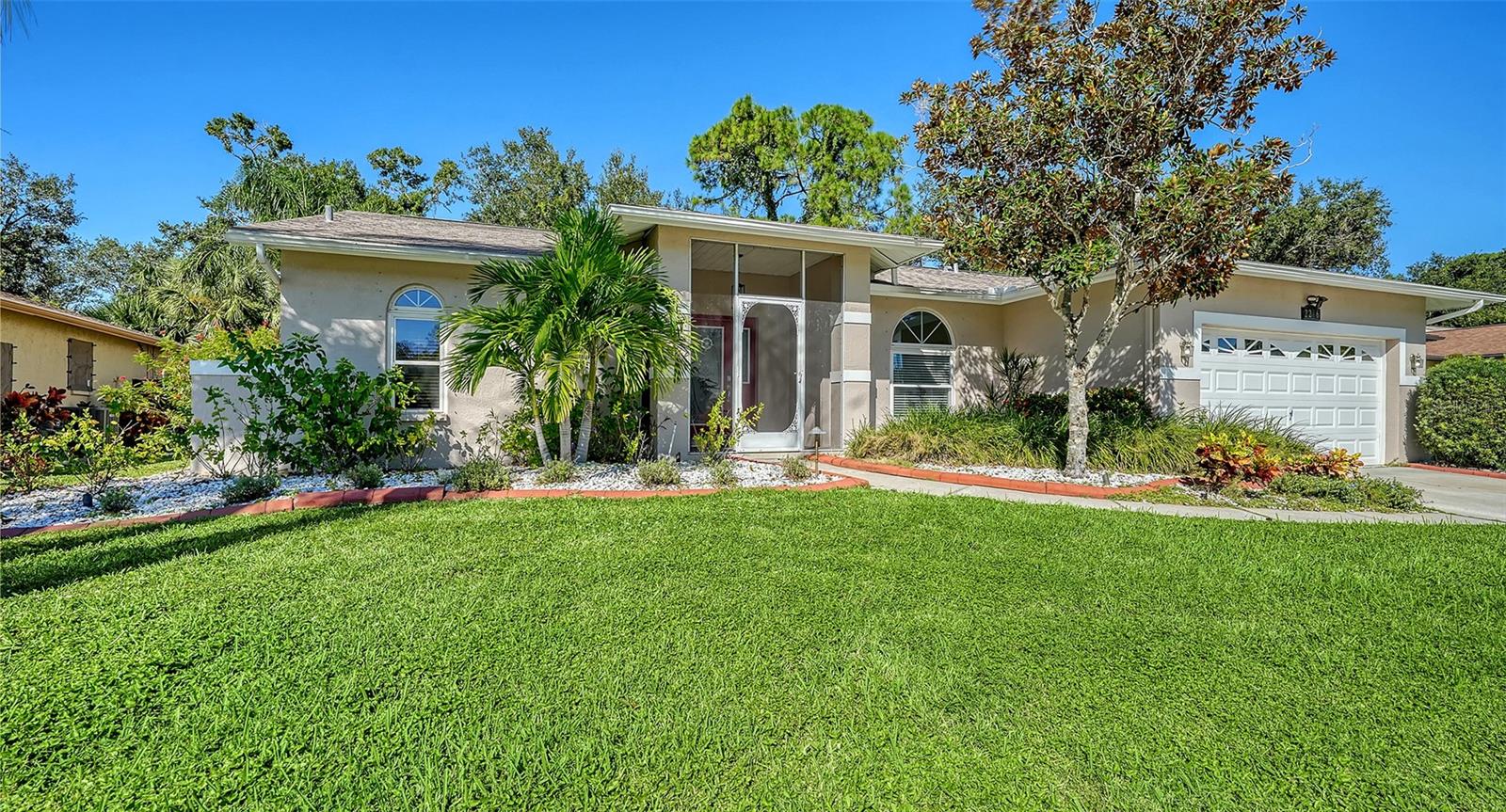 COLONIAL OAKS - Residential Lease
