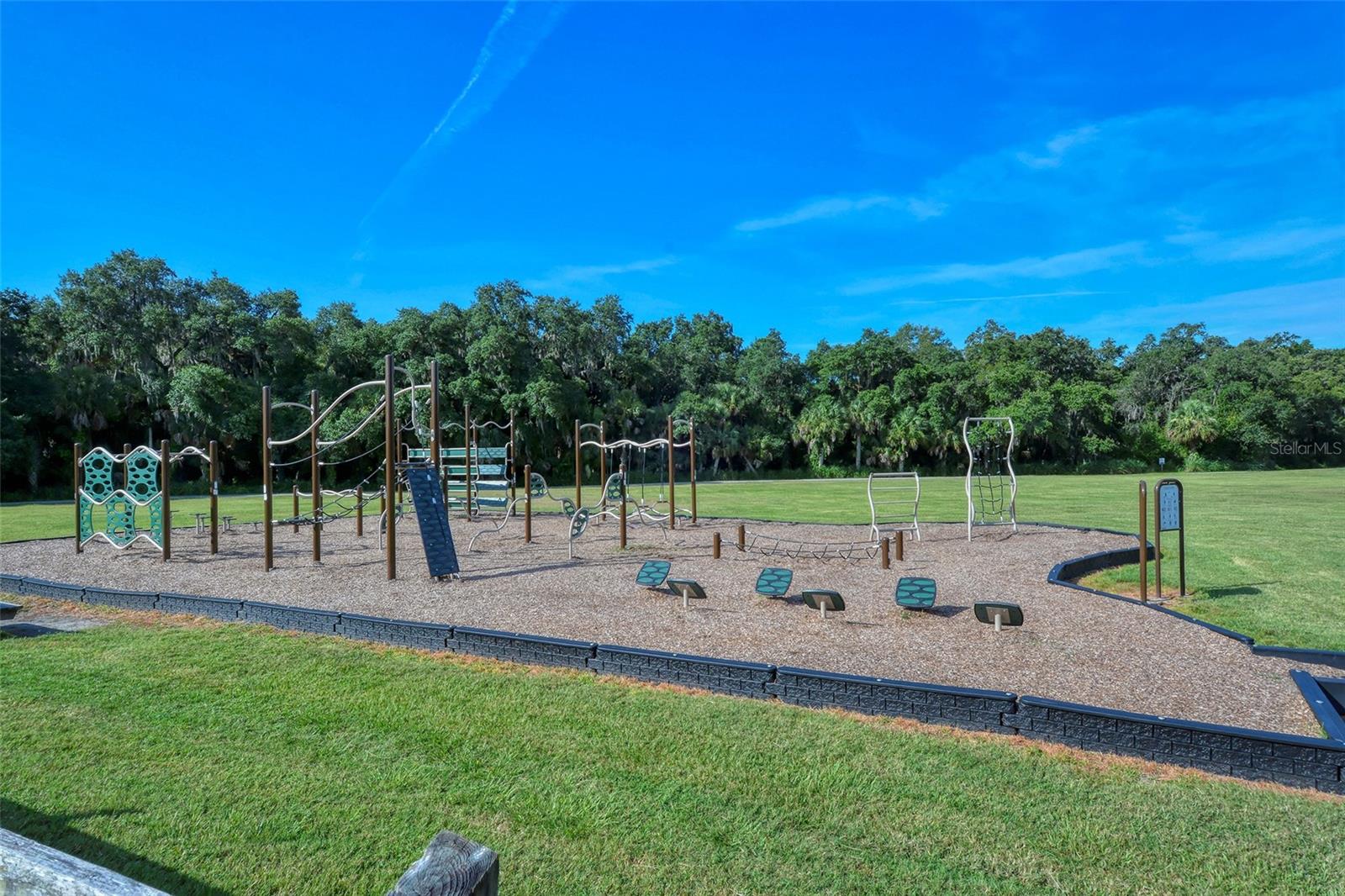 COLONIAL OAKS - Residential Lease