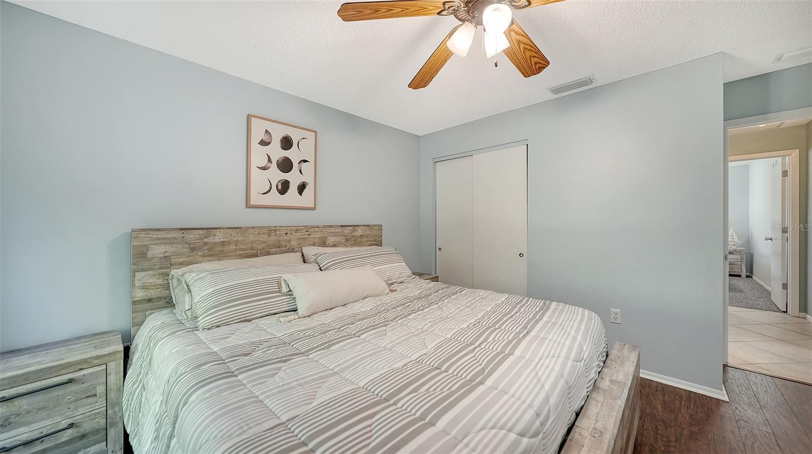 COLONIAL OAKS - Residential Lease
