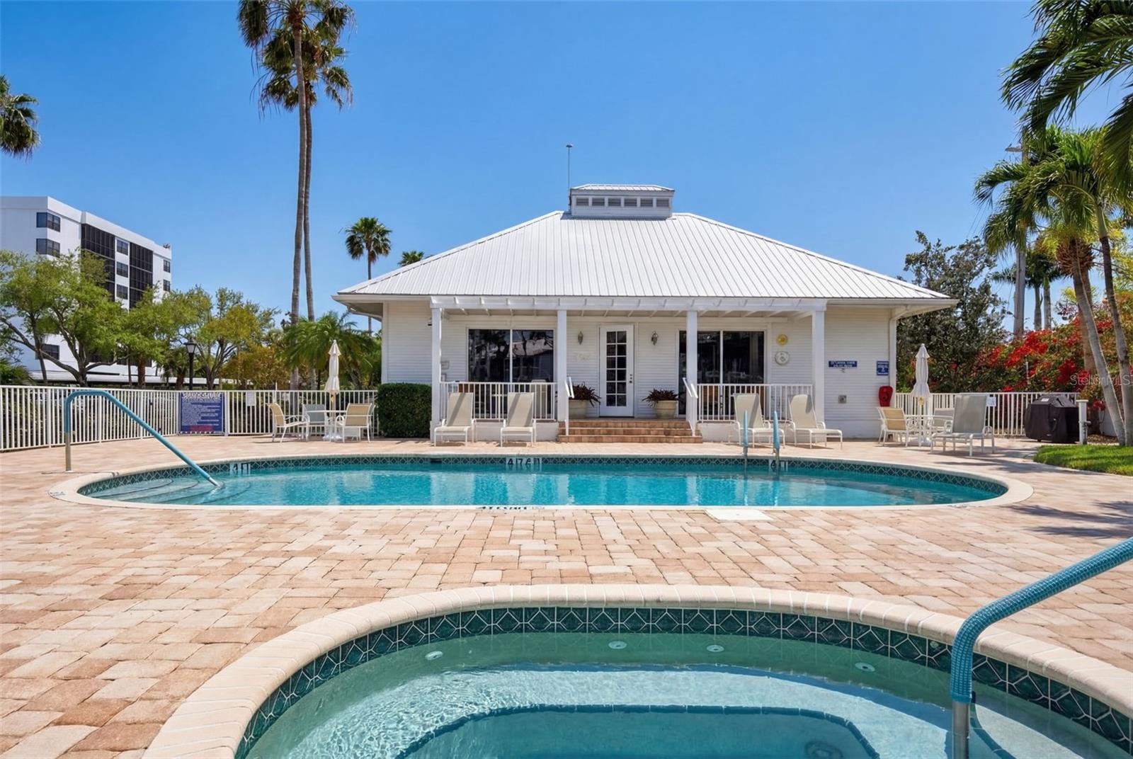 DOLPHIN BAY-SIESTA KEY SEC A - Residential