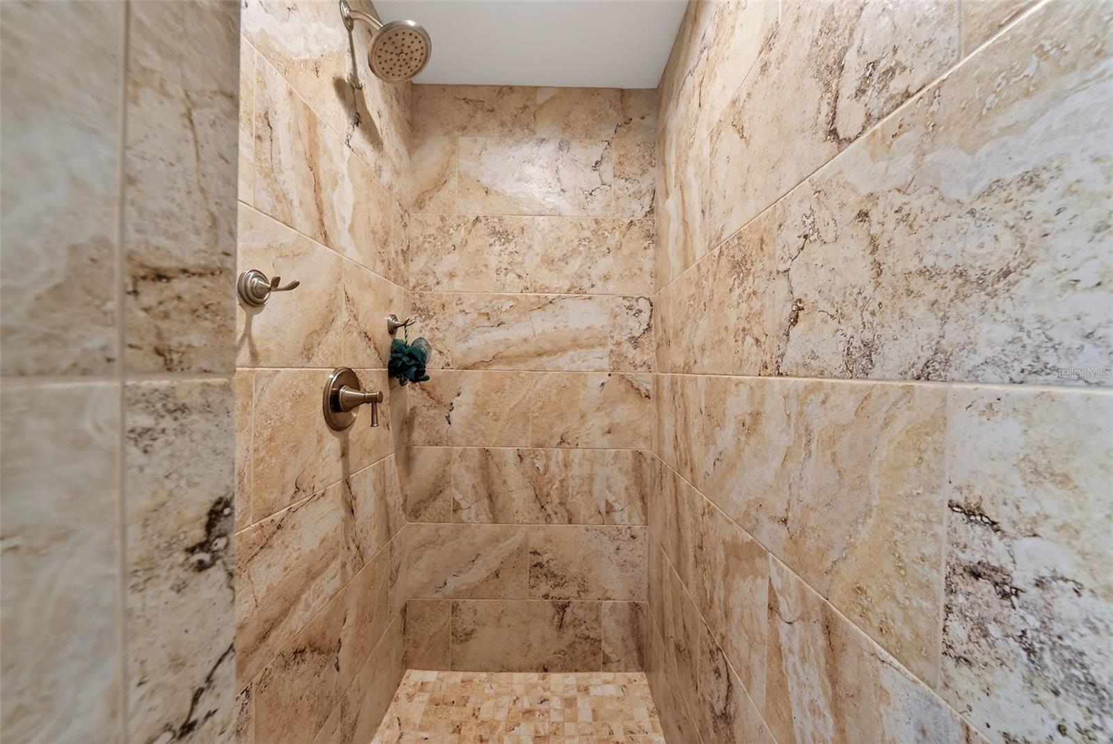 DOLPHIN BAY-SIESTA KEY SEC A - Residential