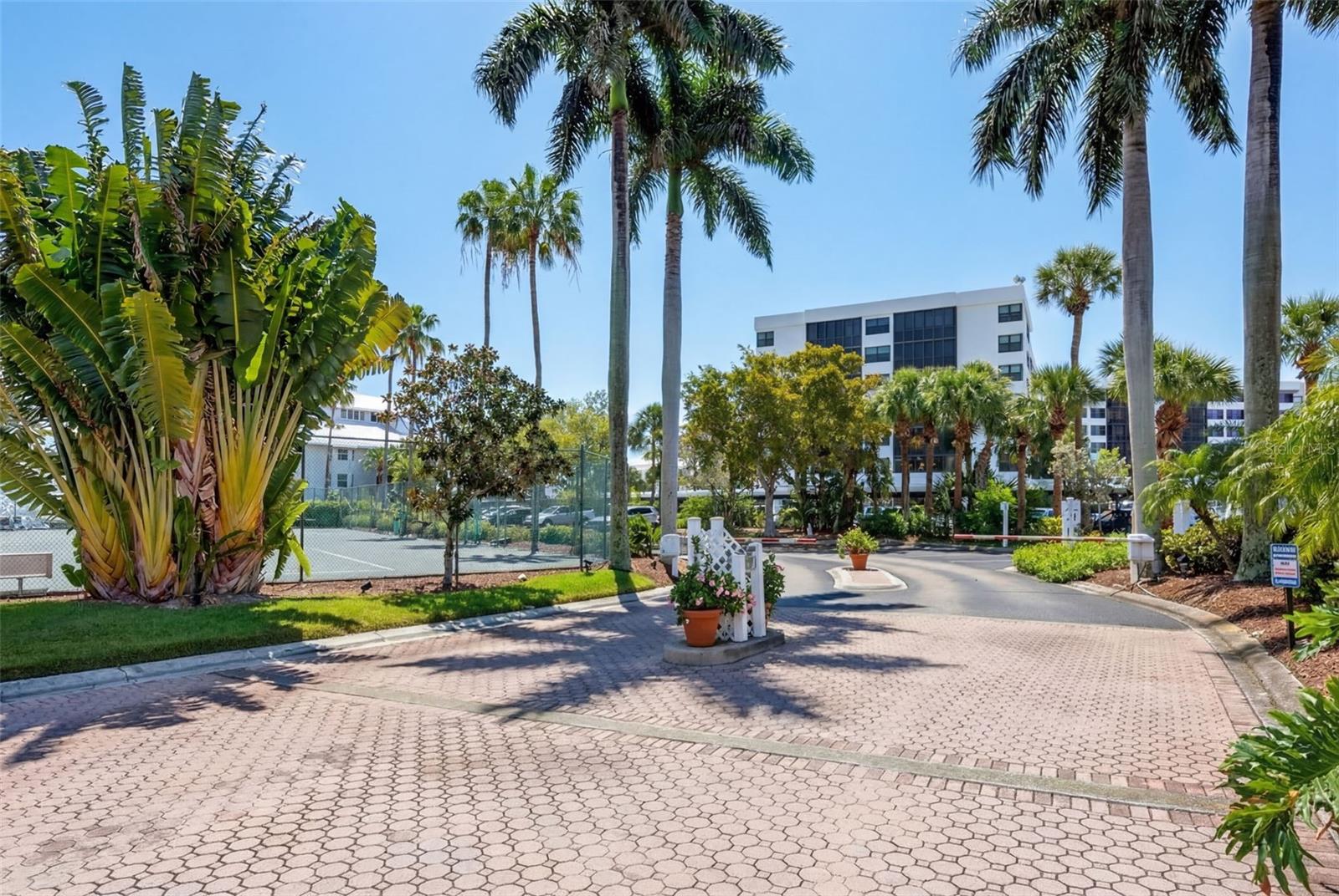 DOLPHIN BAY-SIESTA KEY SEC A - Residential