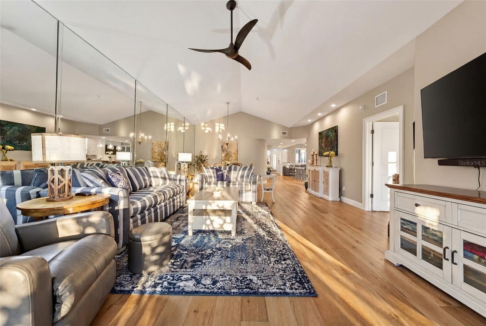 DOLPHIN BAY-SIESTA KEY SEC A - Residential