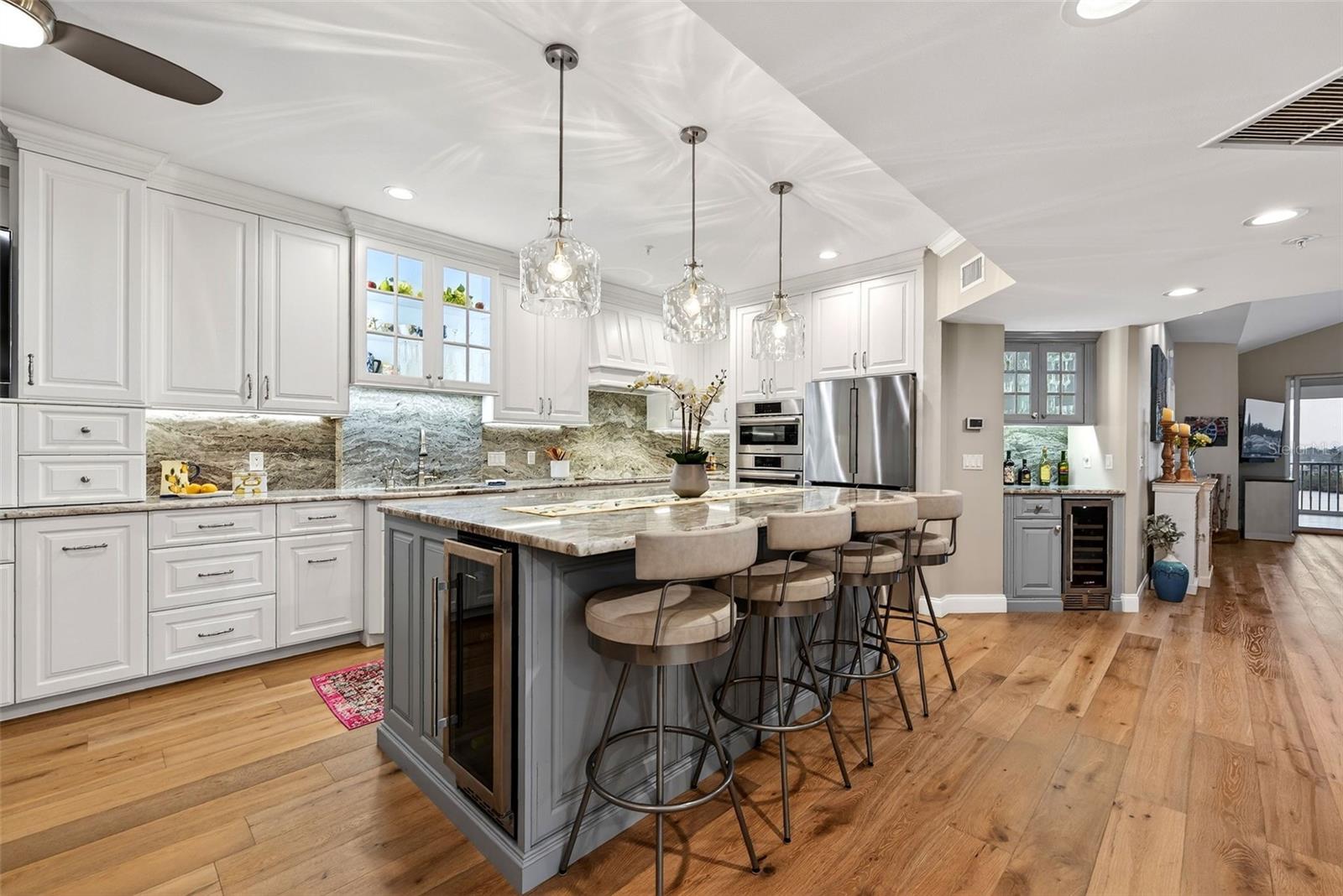 DOLPHIN BAY-SIESTA KEY SEC A - Residential