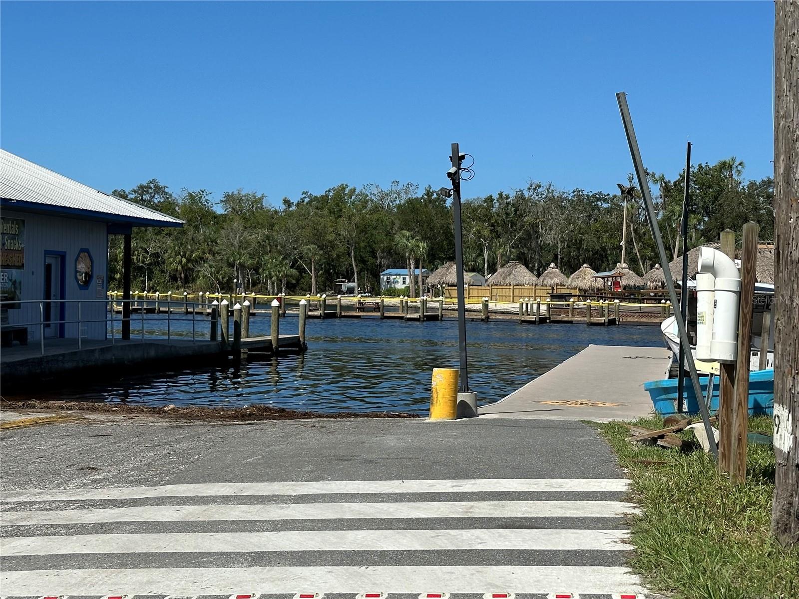BLUE SPGS PARK HADLEYS HIDEAWAY HOMOSASSA - Residential Income