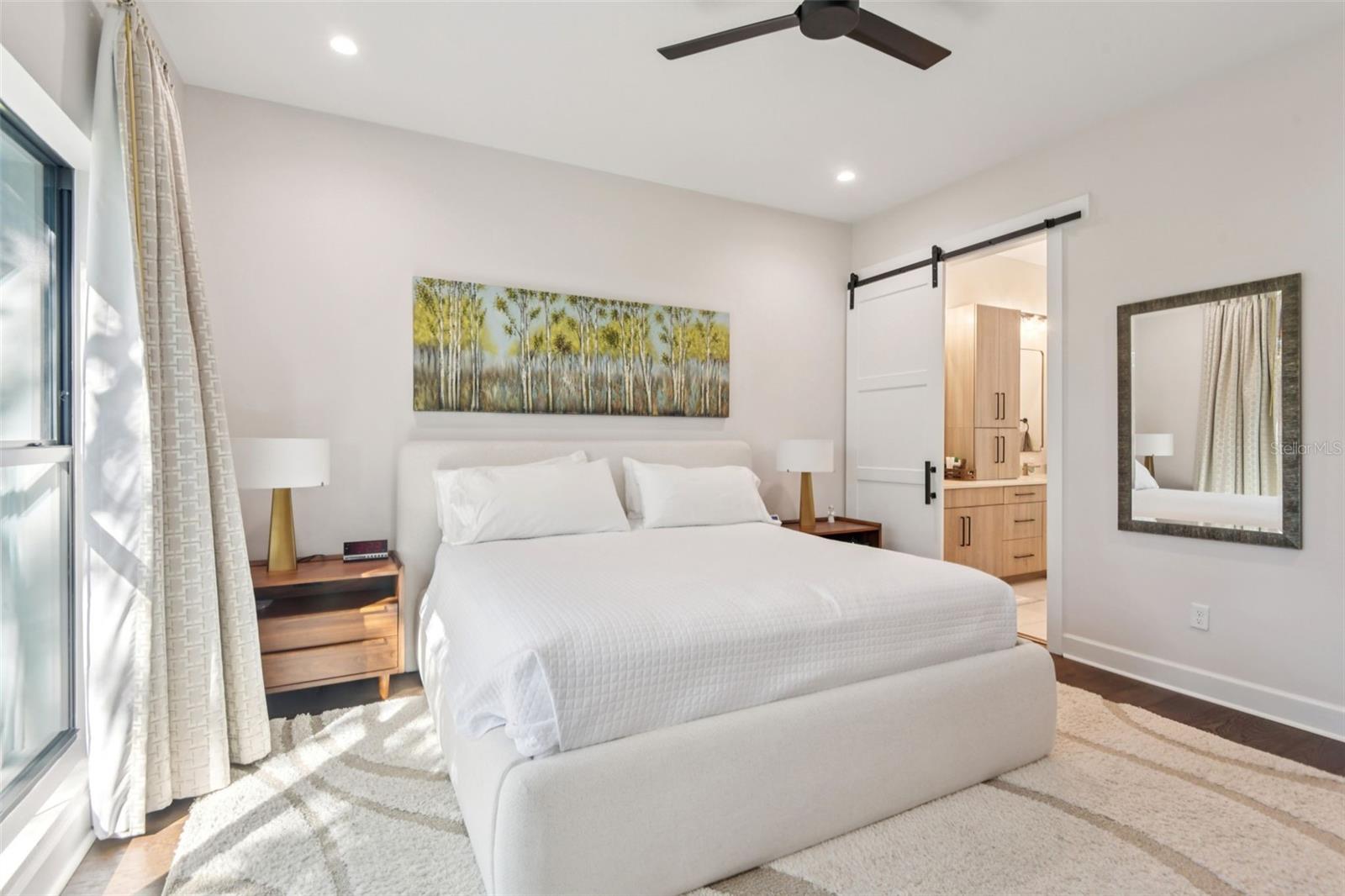 SHORE HOUSE TWNHMS UN 12 - Residential