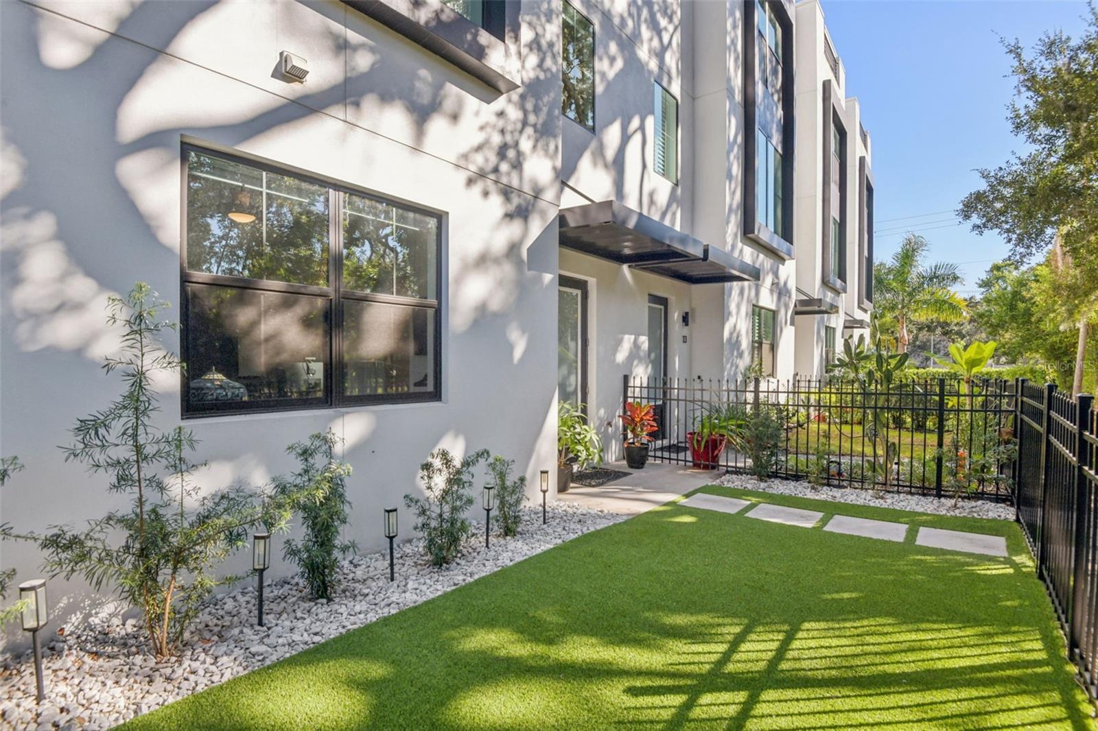 2851 W GANDY BOULEVARD 12