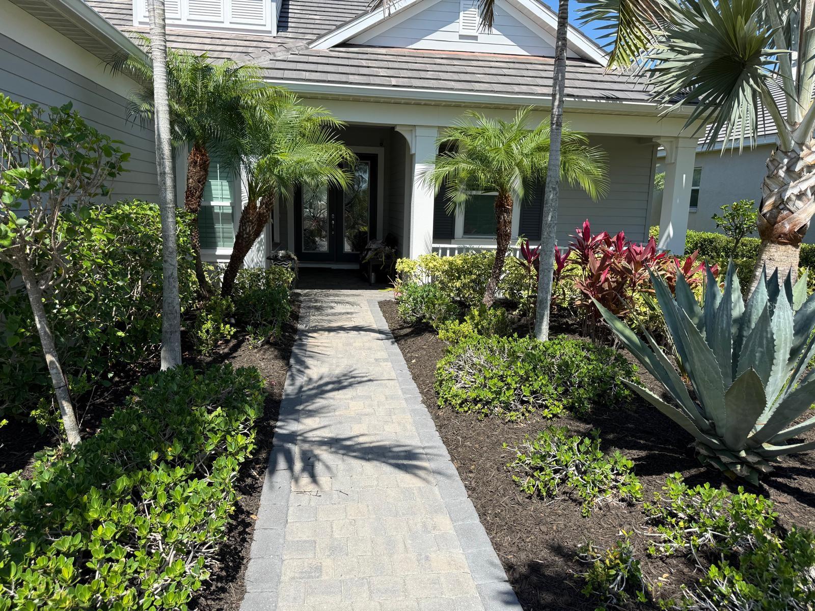 548 REGATTA WAY