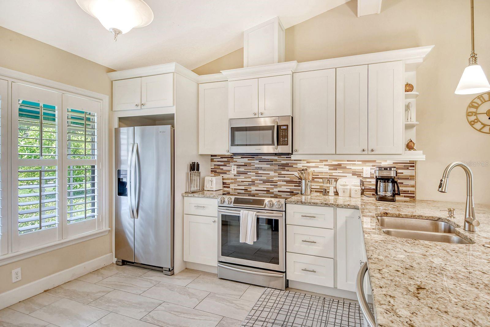 CLUBSIDE AT PALM-AIRE I & II - Residential Lease