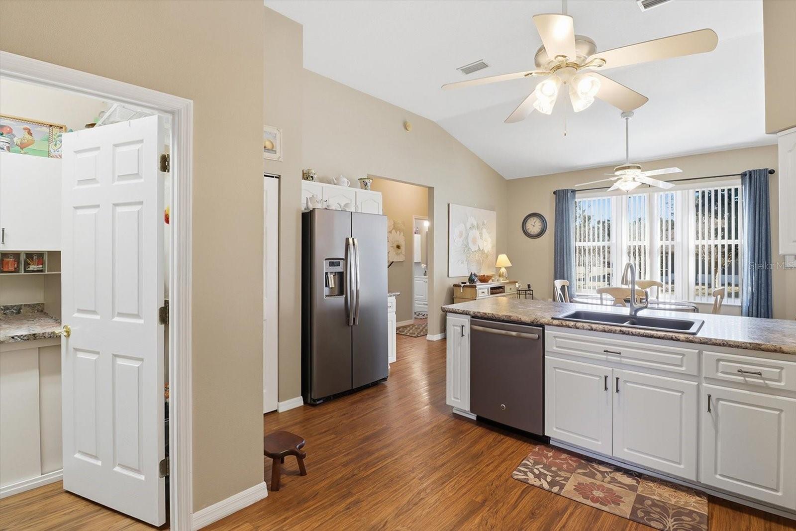 LAUREL RIDGE 02 - Residential