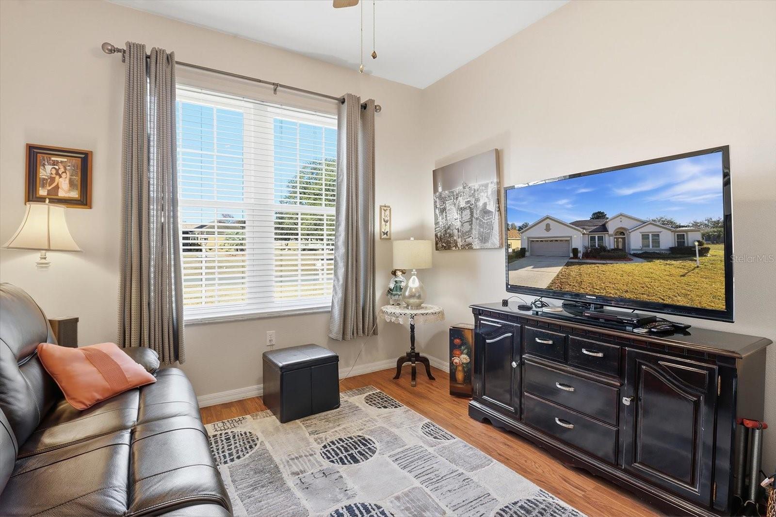 LAUREL RIDGE 02 - Residential