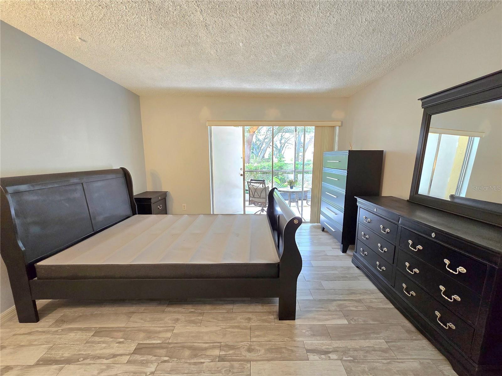 THE OAKS UNIT 1 A CONDO - Residential