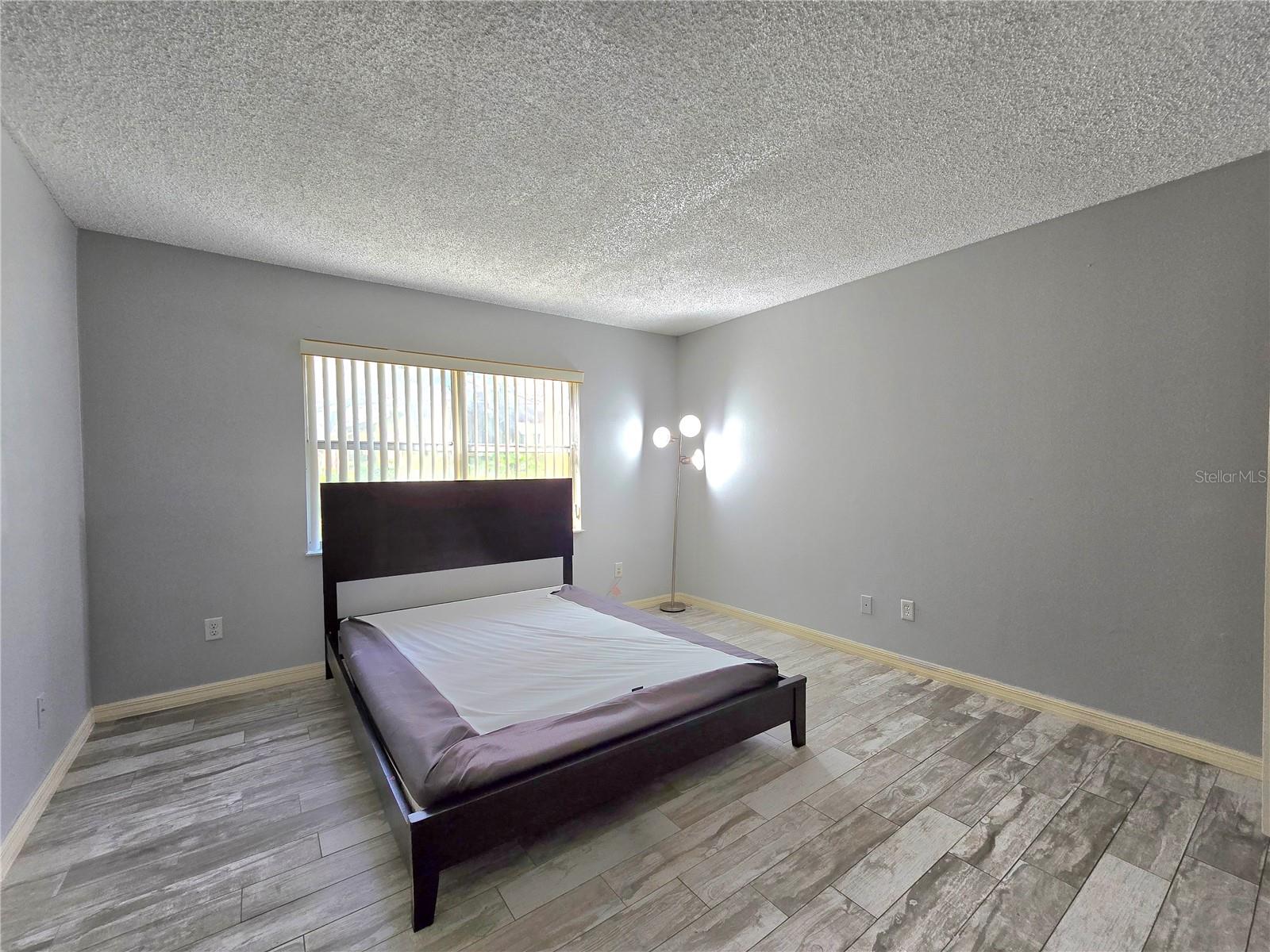 THE OAKS UNIT 1 A CONDO - Residential