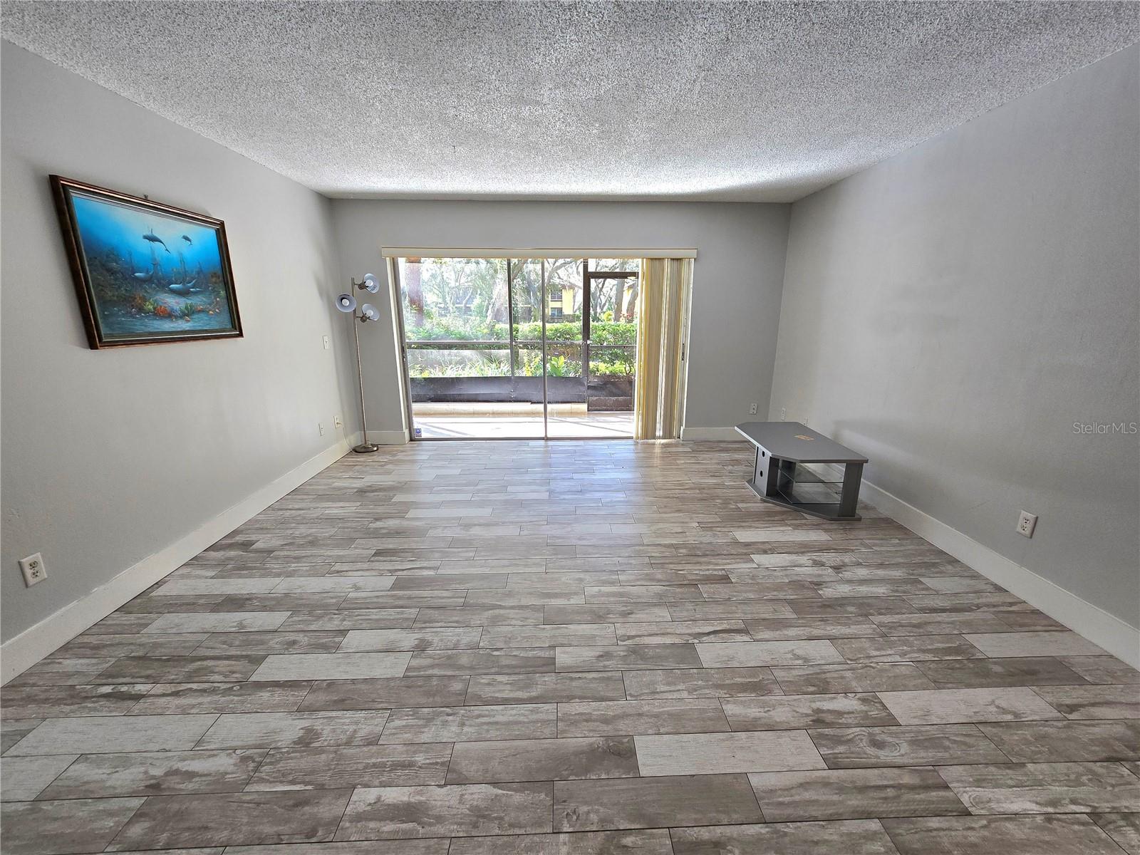 THE OAKS UNIT 1 A CONDO - Residential