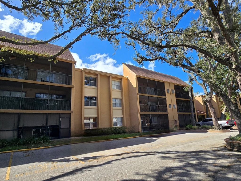 Photo of 4411 Shady Terrace Lane #114, Tampa, FL 33613 (MLS # TB8440778)