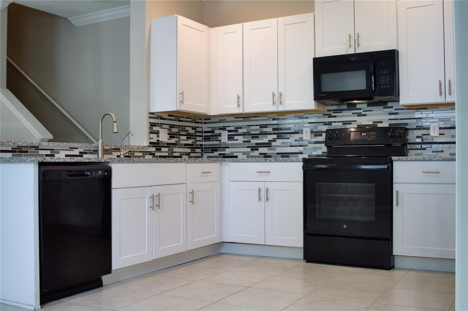 SUMMERFIELD TR 19 TWNHMS - Residential Lease