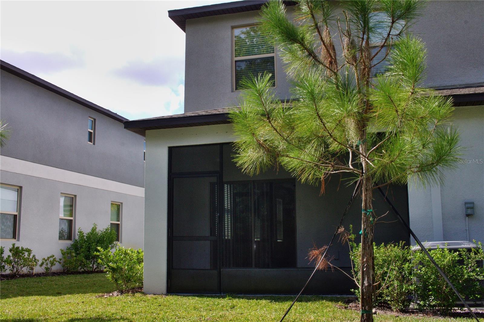 SUMMERFIELD TR 19 TWNHMS - Residential Lease