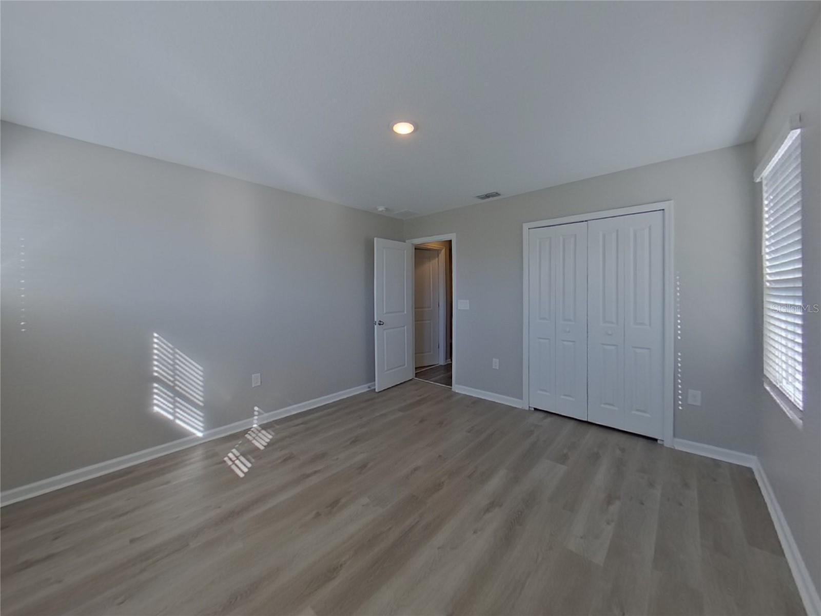 GROVELAND PRESERVE AT SUNRISE PH 01 - Residential Lease