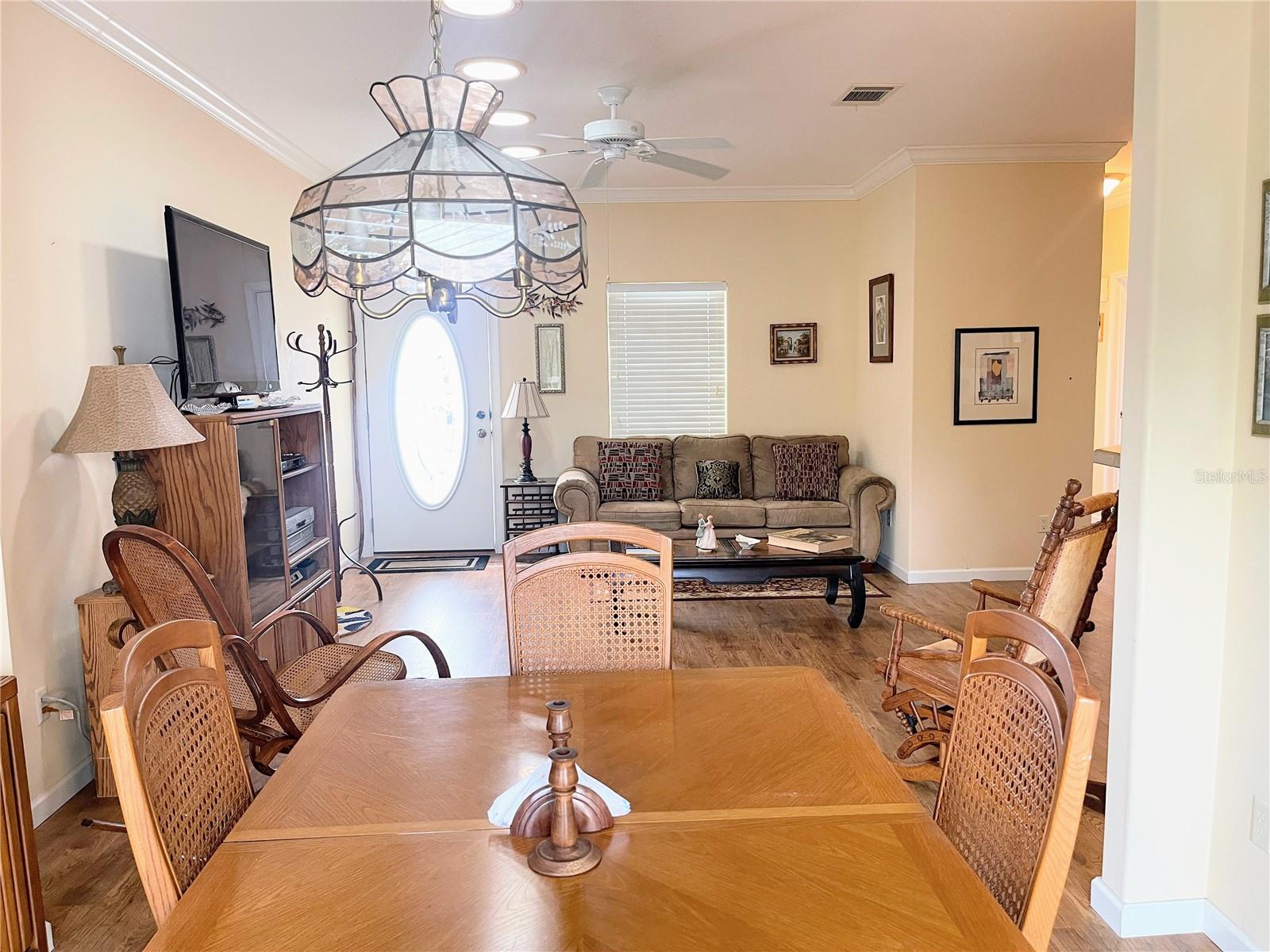 COUNTRY CLUB ESTATES - Residential