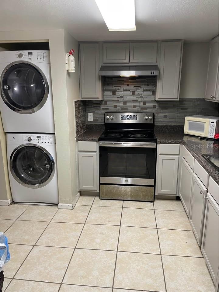 C C VILLAGE SILVER SPRG SHR - Residential