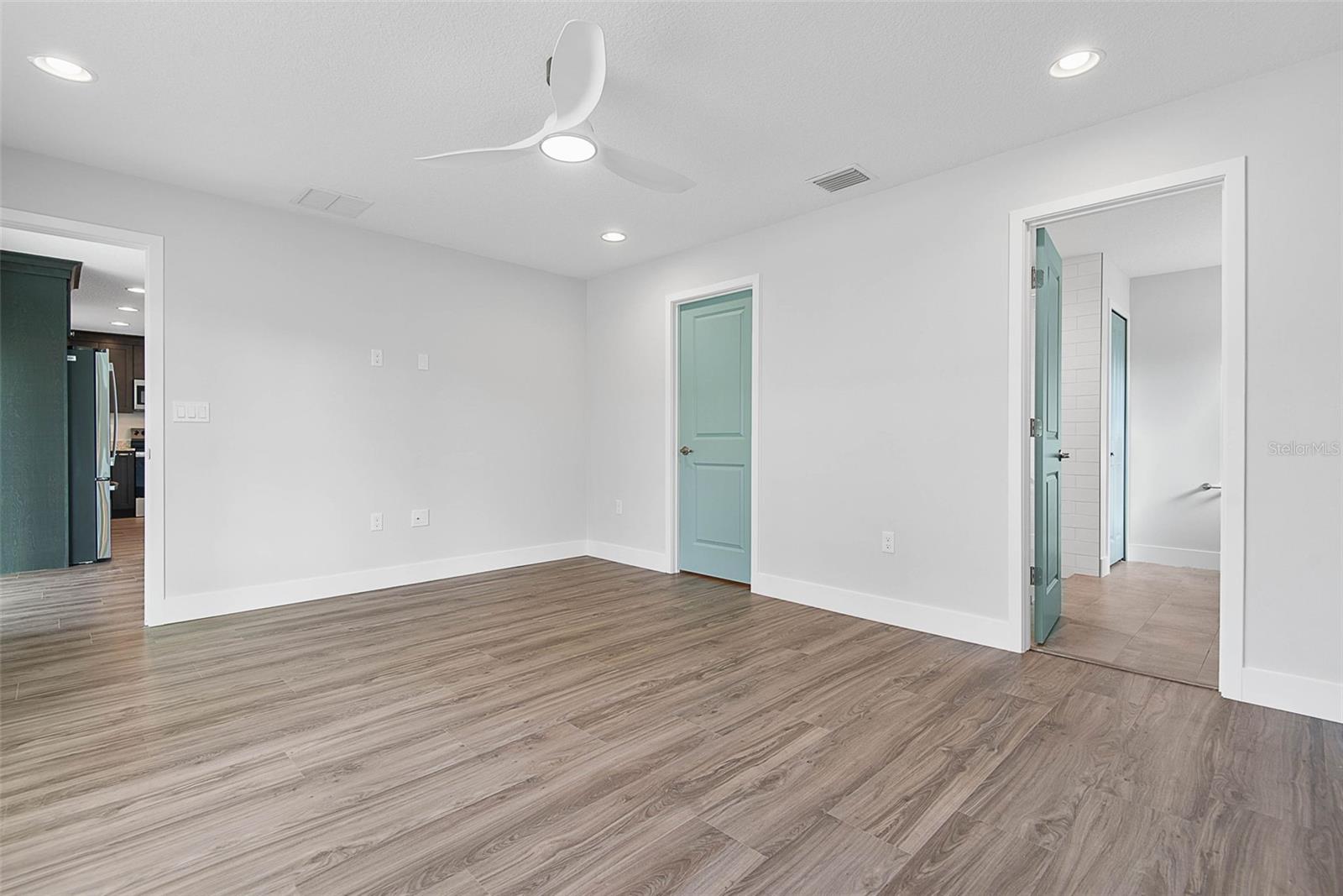 TOWN/BUNNELL - Residential