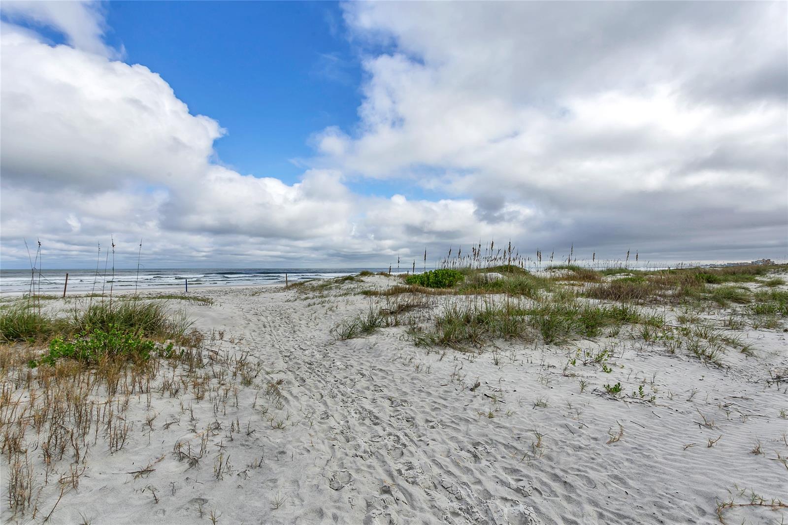 Palms At Minorca Ph 02 Condo - Residential