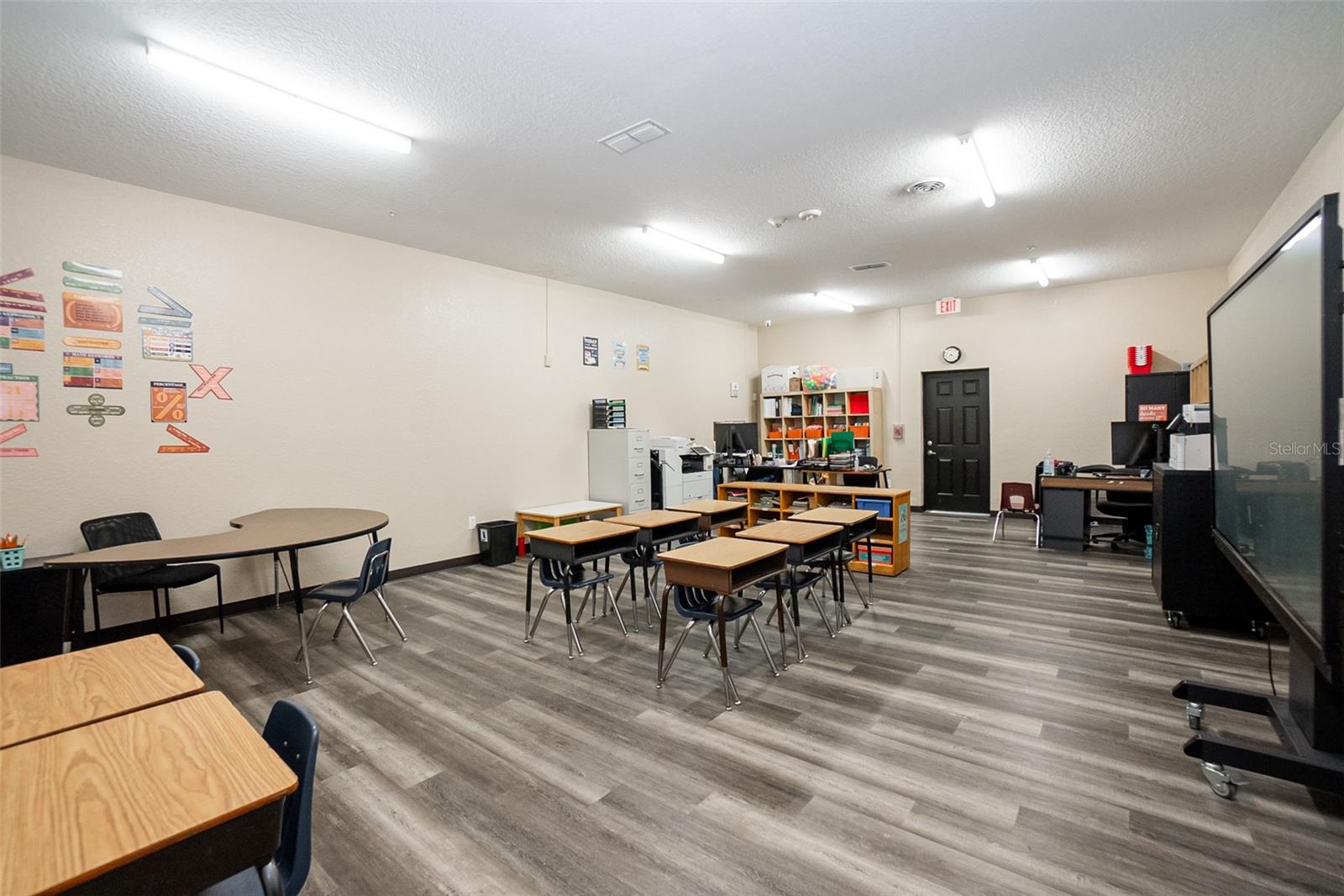 ACREAGE & UNREC - Commercial Sale