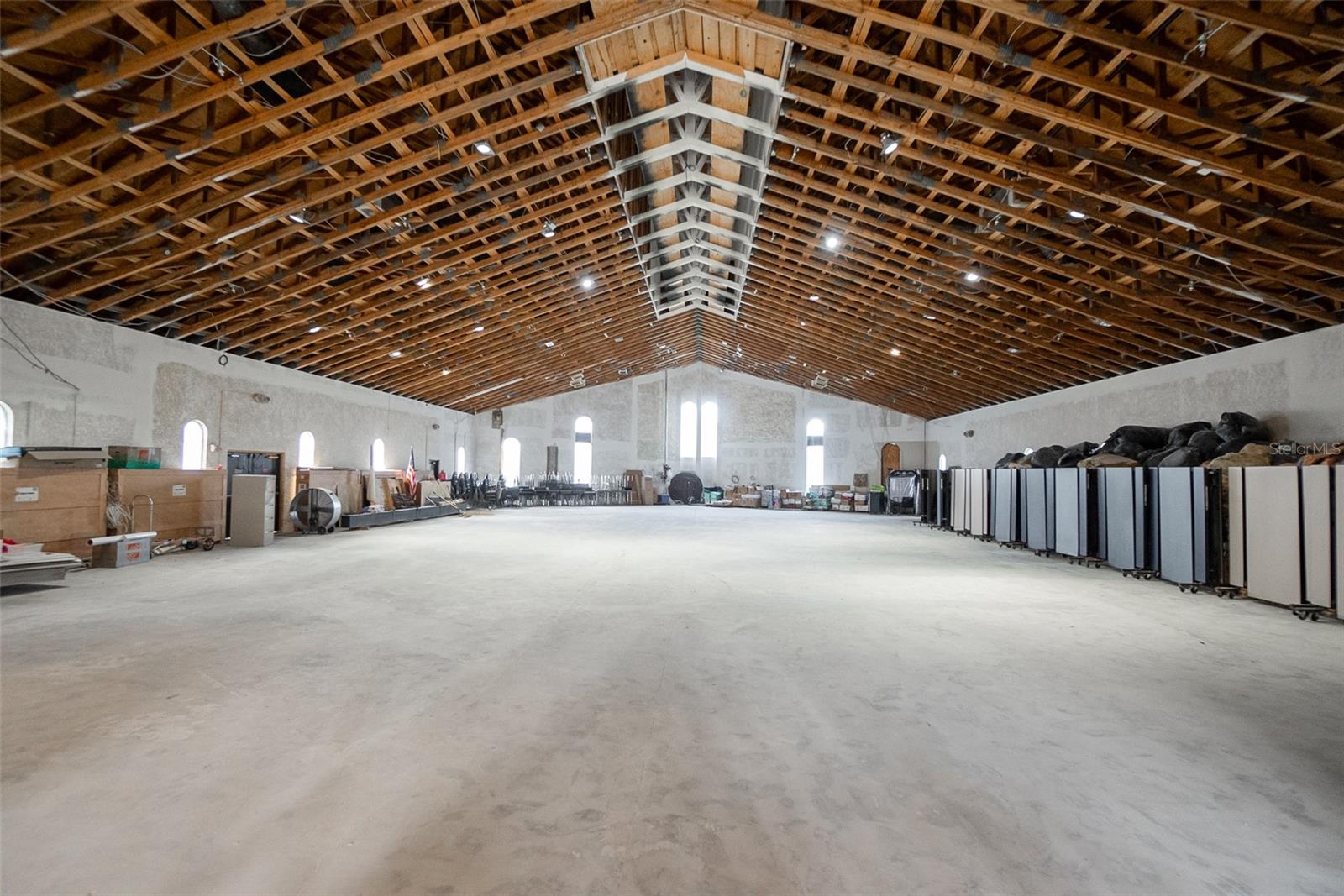 ACREAGE & UNREC - Commercial Sale