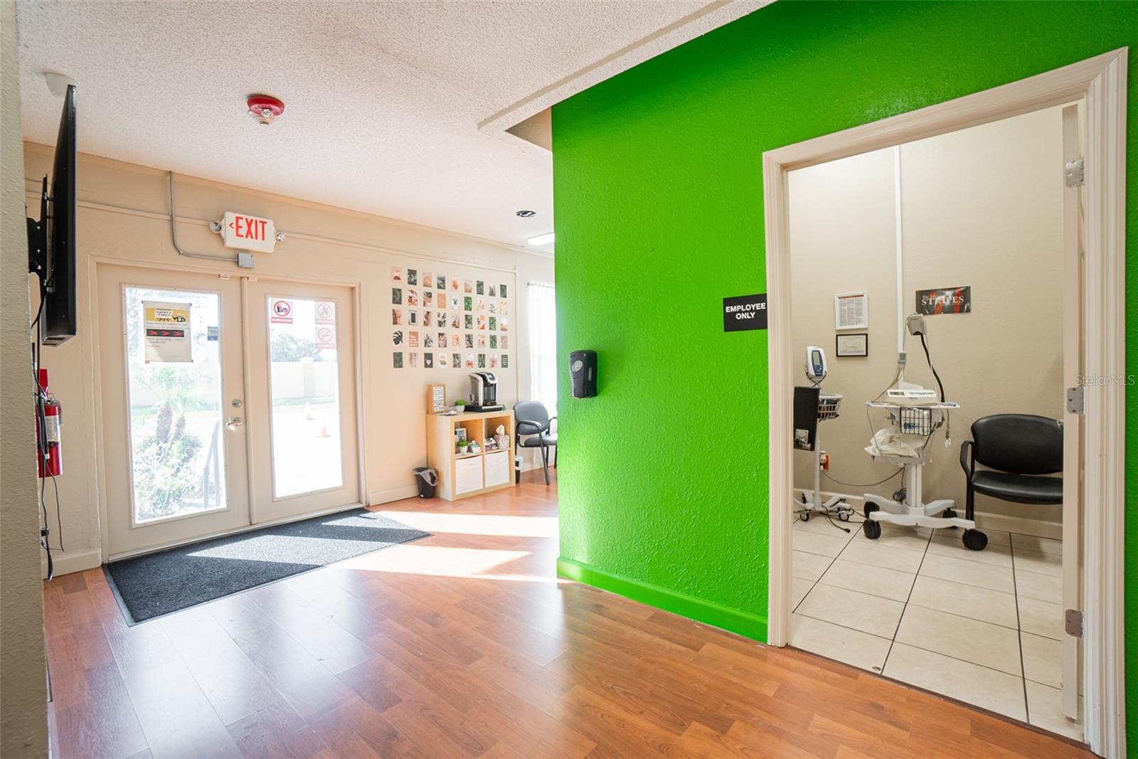 ACREAGE & UNREC - Commercial Sale