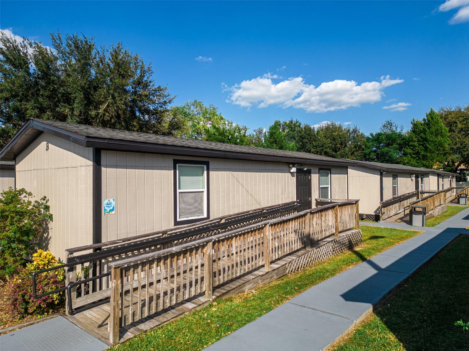 ACREAGE & UNREC - Commercial Sale