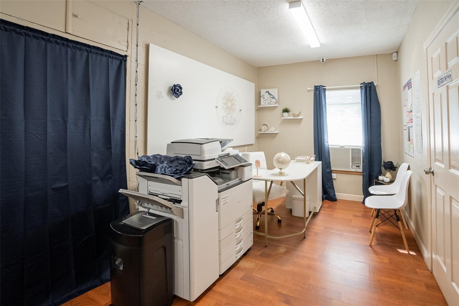 ACREAGE & UNREC - Commercial Sale