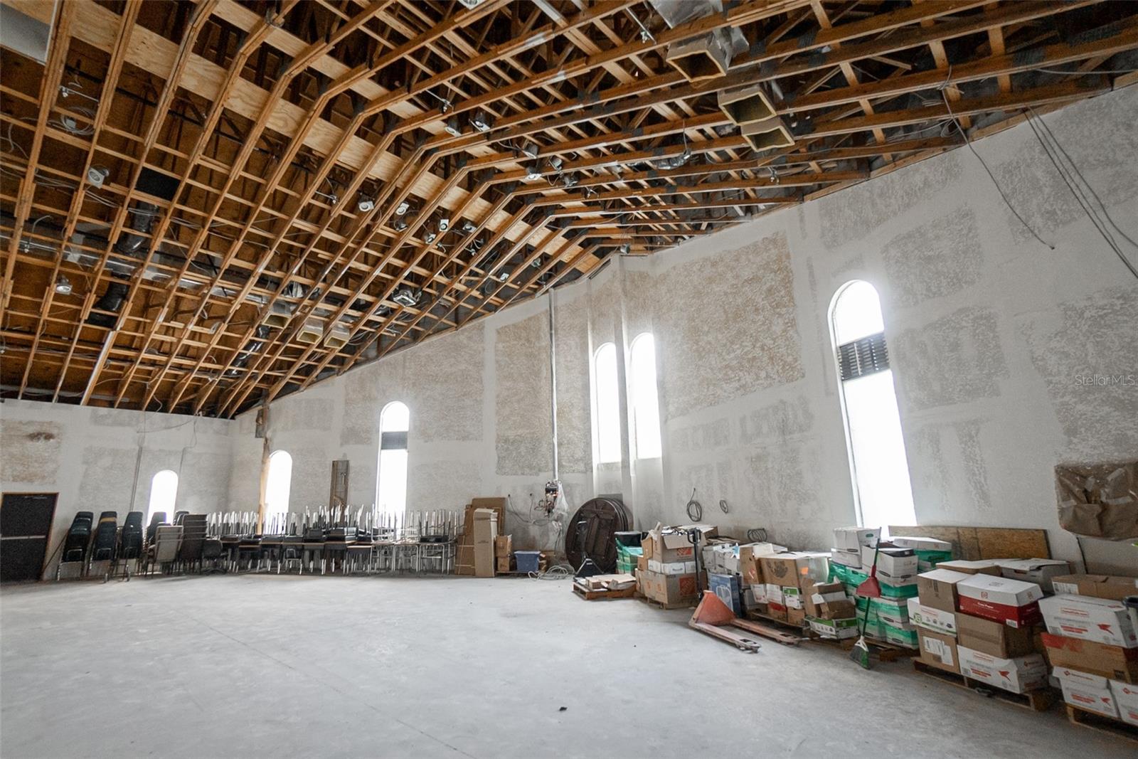 ACREAGE & UNREC - Commercial Sale