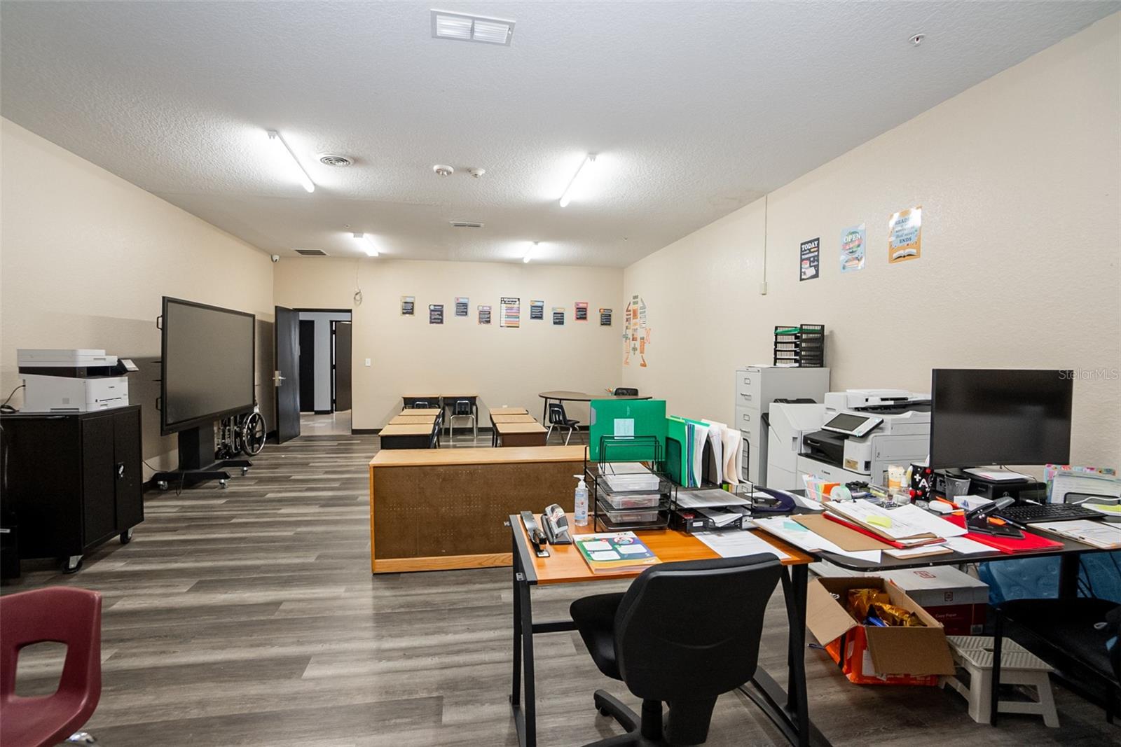 ACREAGE & UNREC - Commercial Sale