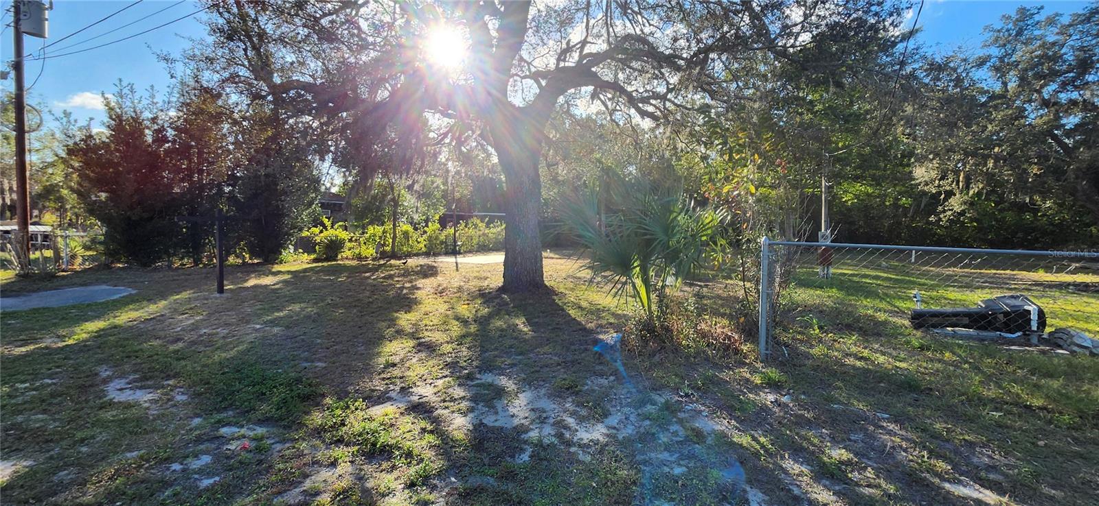 HILL N DALE UNREC REP - Land