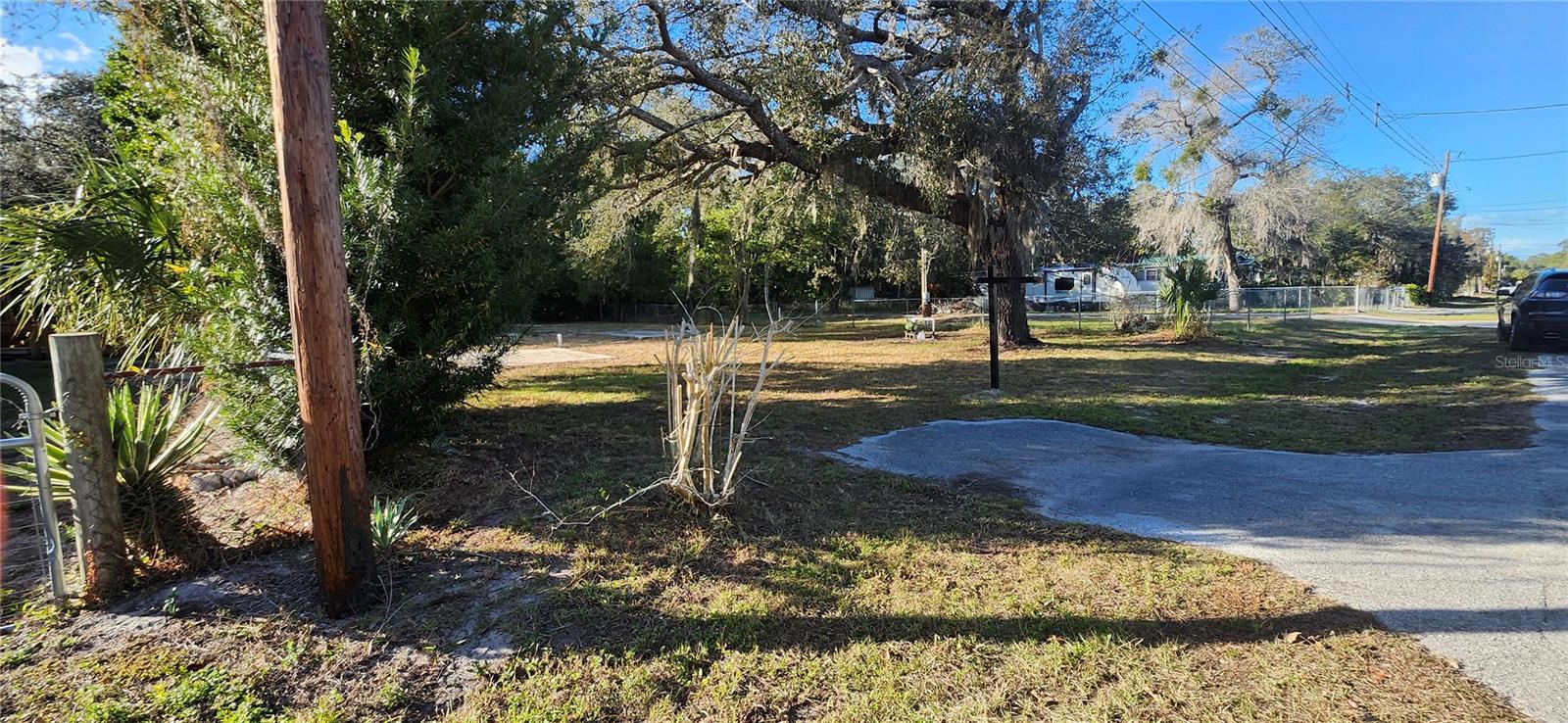 HILL N DALE UNREC REP - Land