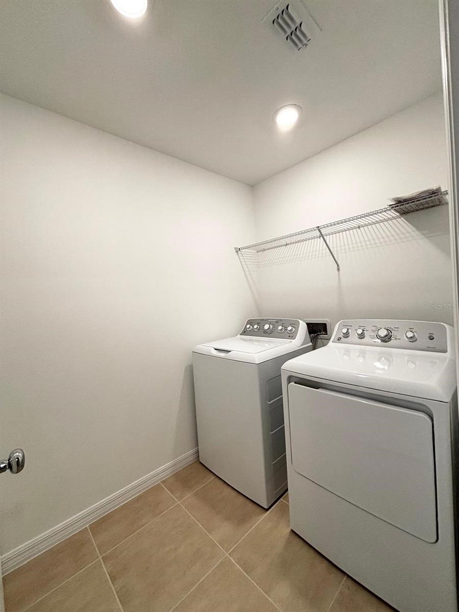 WESTVIEW POD B NEIGHBORHOOD 2A & 2B PH 1 - Residential Lease