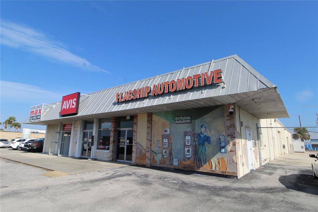 Photo of 1255 Us-41-Byp Byp, Venice, FL 34285 (MLS # A4640615)