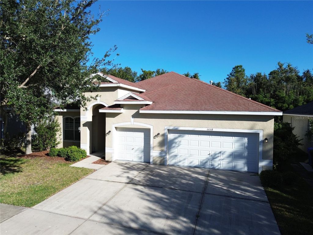 Photo of 16318 Bridgelawn Avenue, Lithia, FL 33547 (MLS # TB8439837)