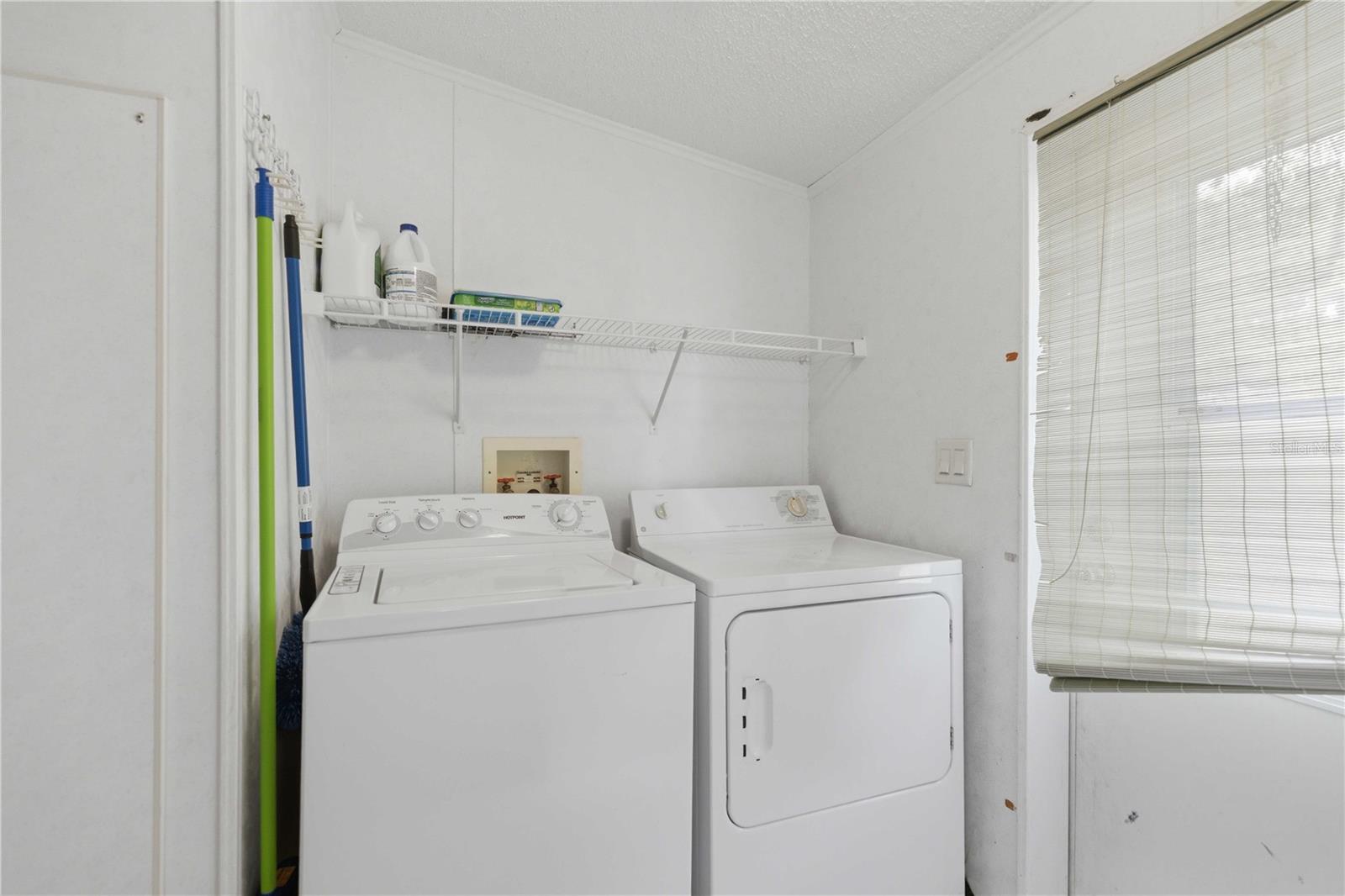 UNIT TWO MDWS - Residential