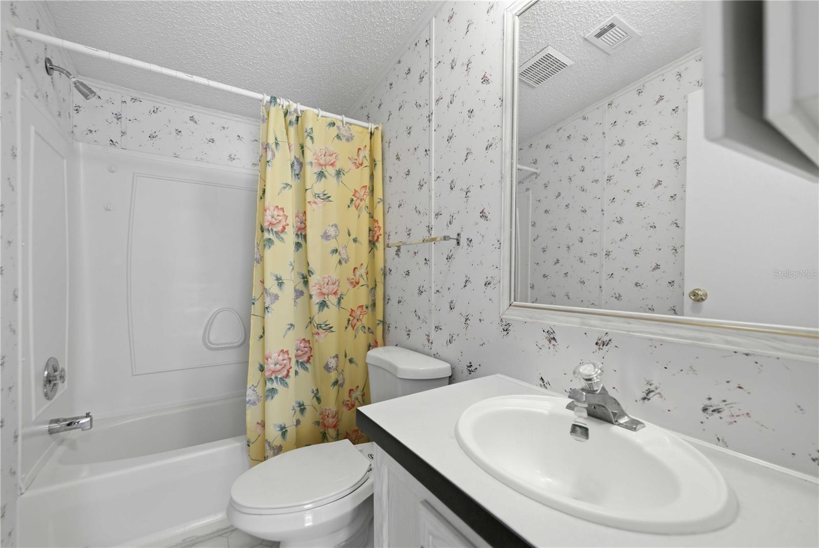 UNIT TWO MDWS - Residential