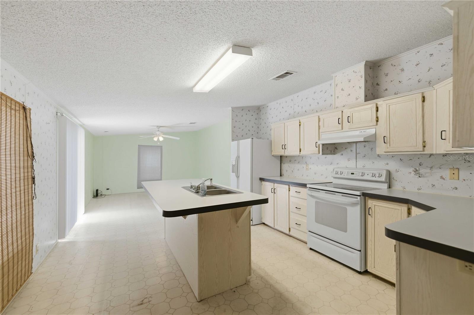 UNIT TWO MDWS - Residential
