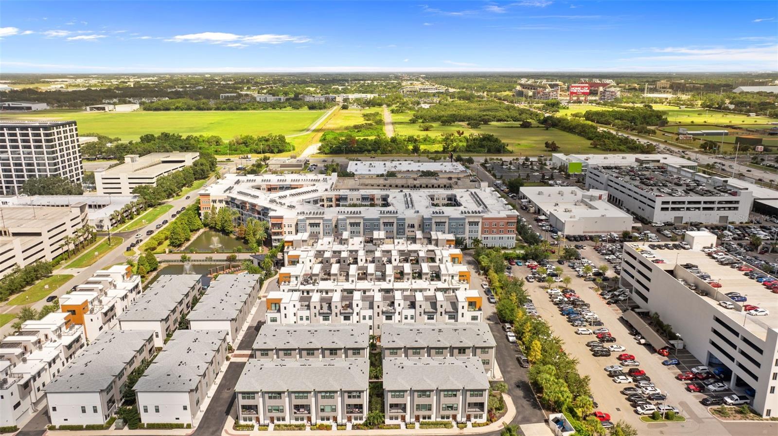 WESTSHORE VILLAGE TWNHMS - Residential