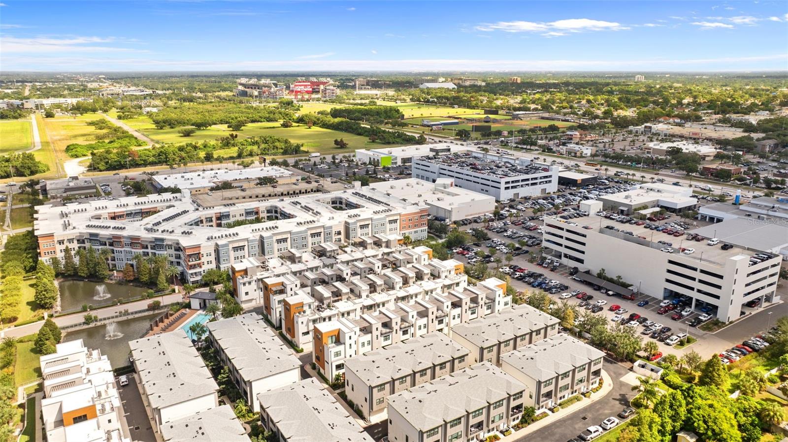 WESTSHORE VILLAGE TWNHMS - Residential