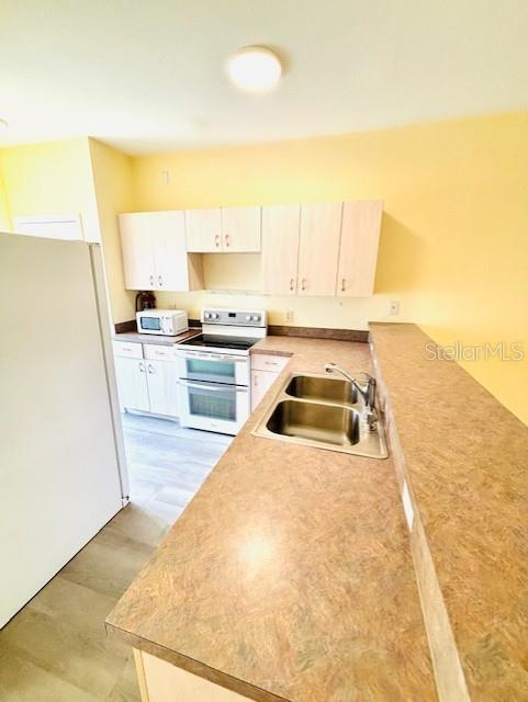 LAKE MARION GOLF RESORT CONDO - Residential Lease