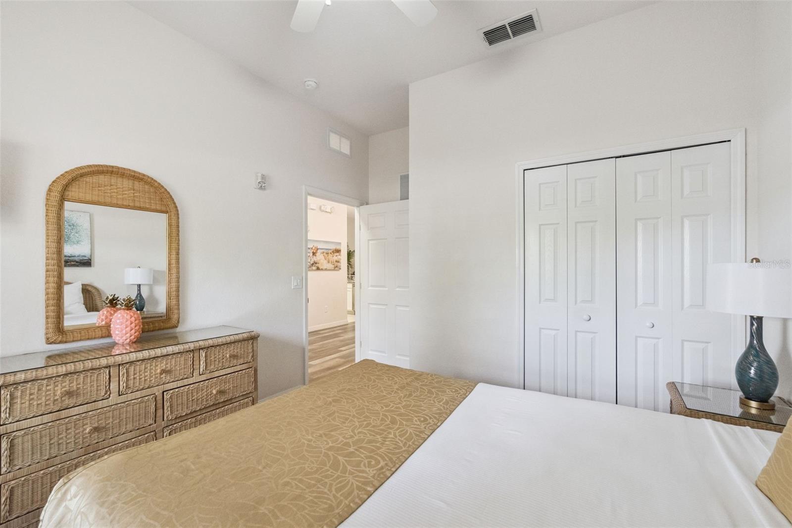 BAHAMA BAY RESORT - Residential