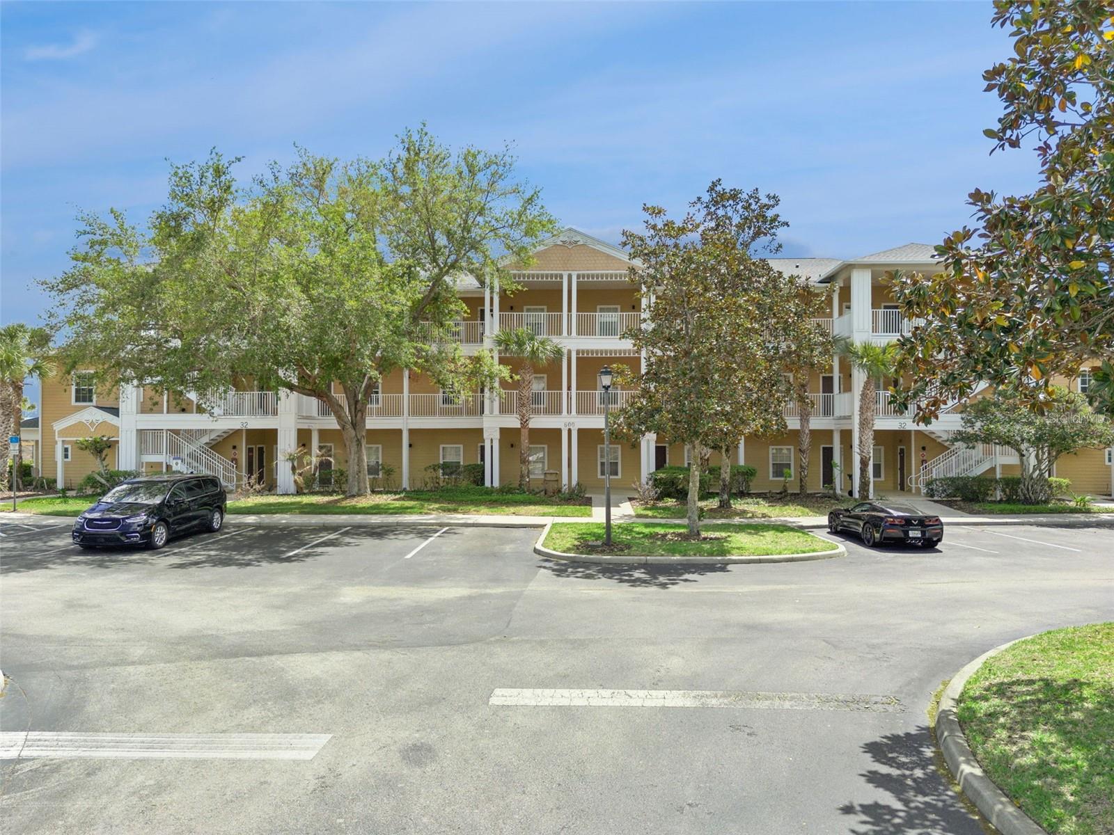 BAHAMA BAY RESORT - Residential