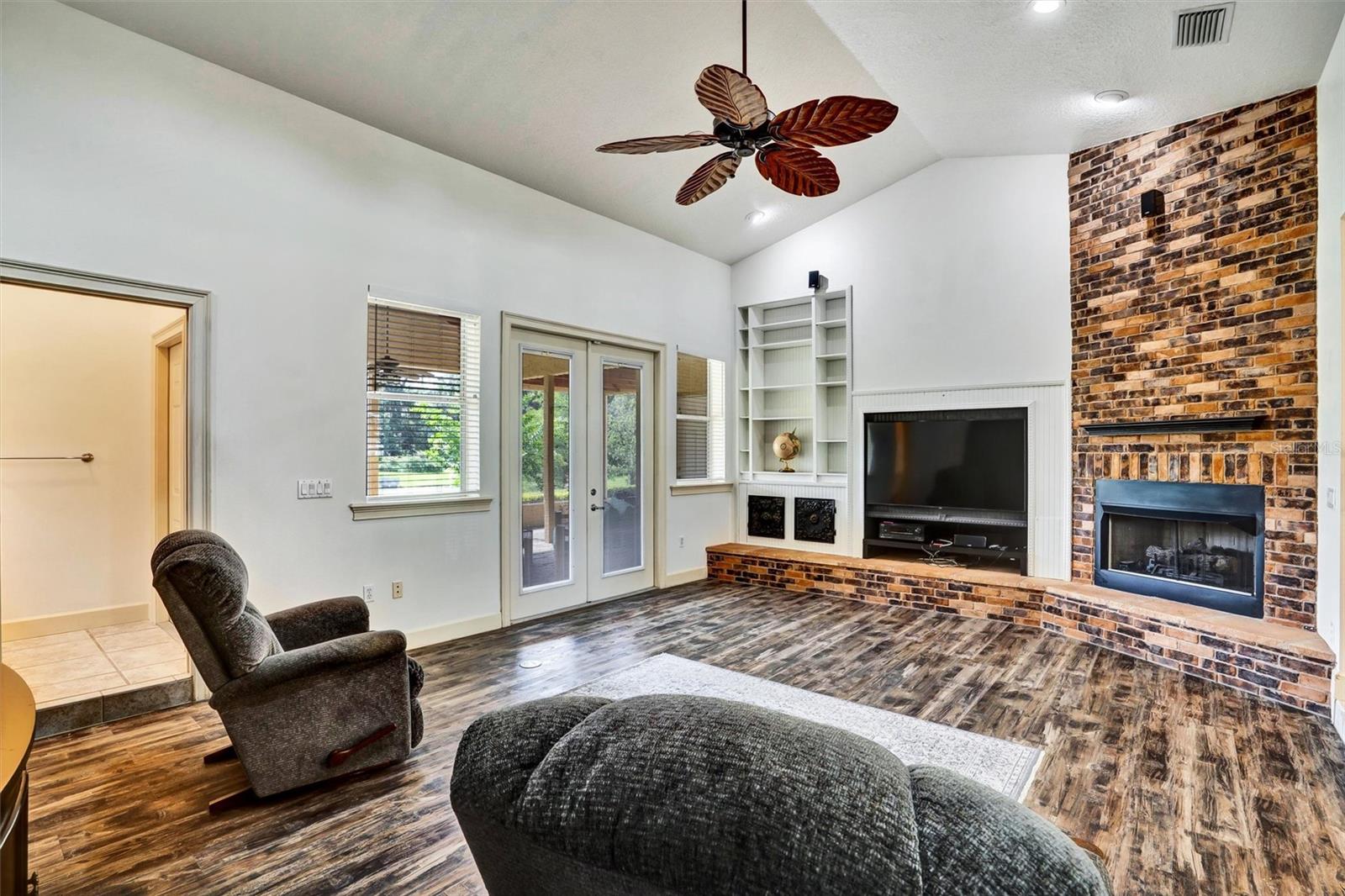 205 TRAIL BRIDGE COURT